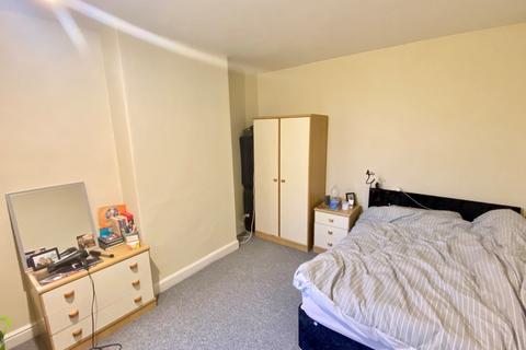 168 Tomkinson Road, Nuneaton, CV10 8BW