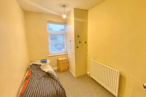 168 Tomkinson Road, Nuneaton, CV10 8BW