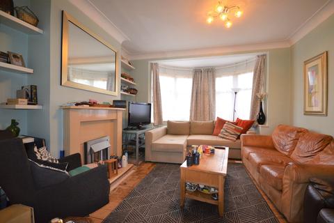 146 Locket Road, Wealdstone, Harrow, HA3 7NR