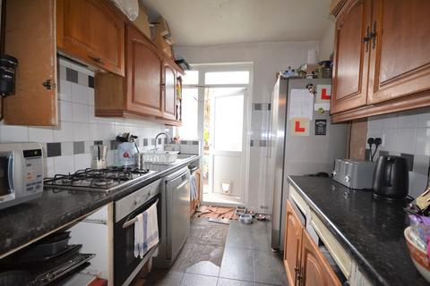 146 Locket Road, Wealdstone, Harrow, HA3 7NR