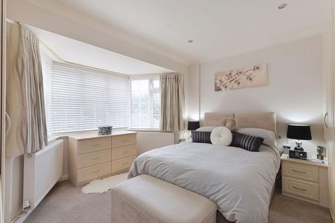 27 Cavendish Drive, Tunbridge Wells, TN2 5DU