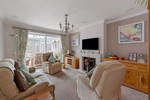 27 Cavendish Drive, Tunbridge Wells, TN2 5DU