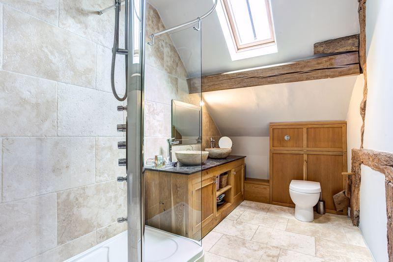 En suite 1