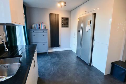 6 Lune Way, Bingham, Nottingham, NG13 8YX