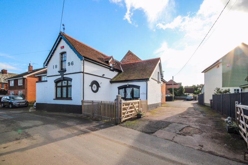 Westmarsh, Canterbury 4 bed detached house £600,000