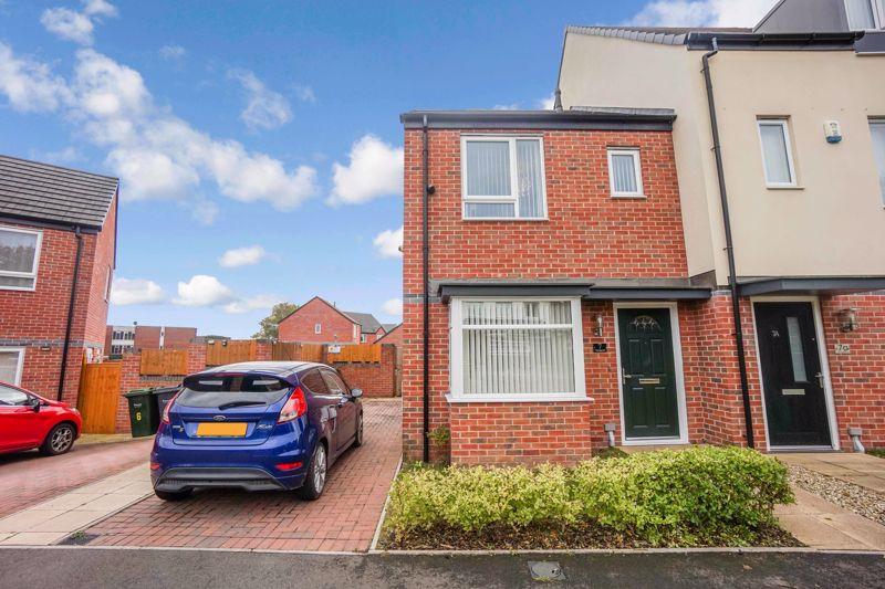 Ocker Hill Road, Tipton 2 bed semidetached house £160,000