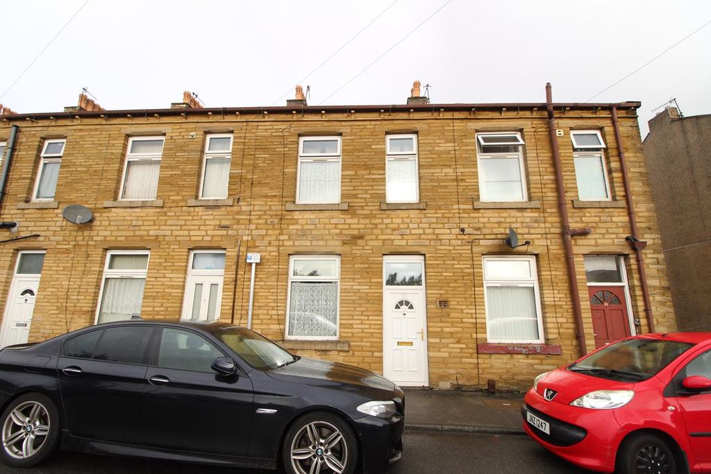 Bradford Street, Keighley, BD21 2 bed terraced house £65,000