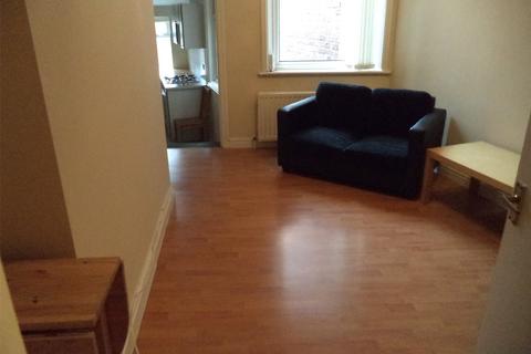 3 bedroom flat to rent, Wolseley Gardens , Jesmond Vale ,