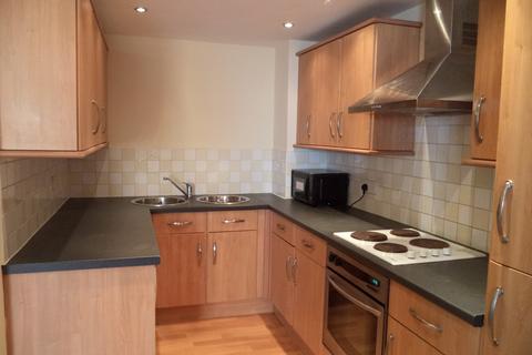 3 bedroom flat to rent, Dinsdale Road, Sandyford, Newcastle upon Tyne