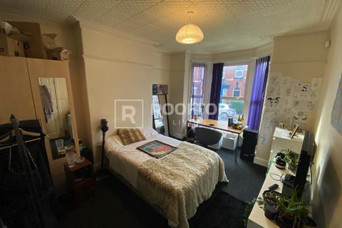 1 bedroom in a house share to rent, Hessle Place, Leeds LS6