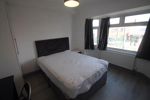 undefined, Hewens Road, Uxbridge, UB10