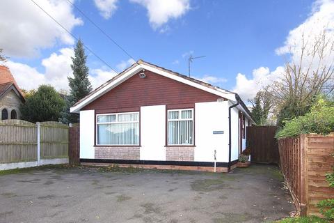 2 bedroom detached bungalow for sale, LOWER PENN, Springhill Lane
