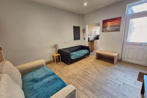 5 bedroom house share to rent, 16 Stalker Lees Road, Ecclesall