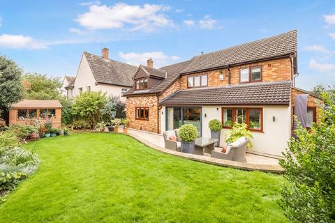 5 bedroom detached house for sale - WELLS (in easy walking distance of the centre)