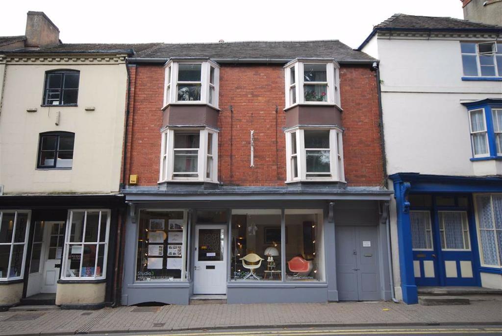 The Southend, Ledbury, Herefordshire 2 bed flat £550 pcm (£127 pw)