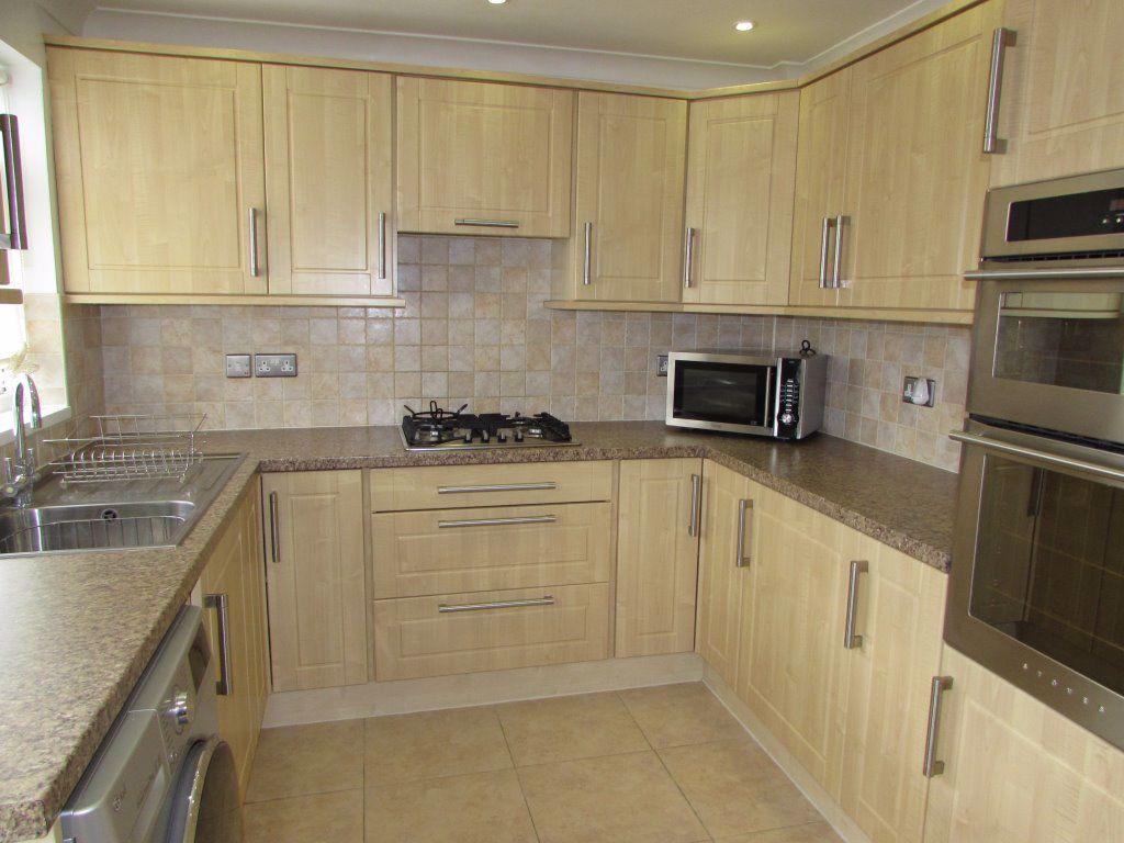 Brynglas Avenue, Cwmavon, Port... 2 bed house £595 pcm (£137 pw)
