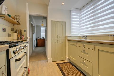 102 Ancaster Avenue, Hull, HU5 4QS