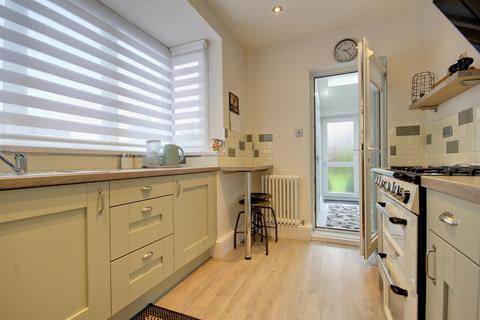 102 Ancaster Avenue, Hull, HU5 4QS