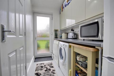 102 Ancaster Avenue, Hull, HU5 4QS