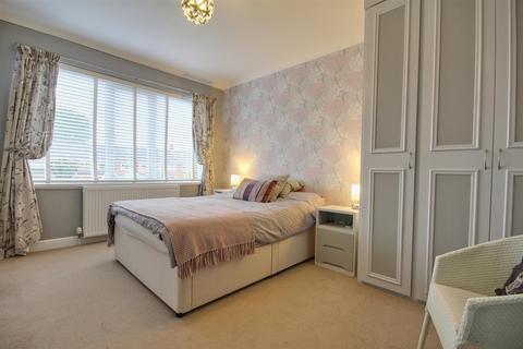 102 Ancaster Avenue, Hull, HU5 4QS