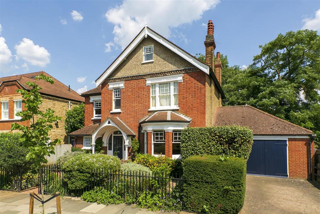 Langham Road, Teddington 5 bed detached house £2,750,000