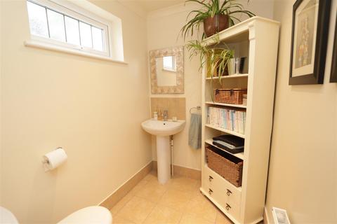 35 Tomlyns Close, Hutton, Brentwood, CM13 1PU