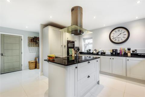 Jenna House Lamorrick, Lanivet, Bodmin, PL30 5HB