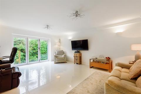 Jenna House Lamorrick, Lanivet, Bodmin, PL30 5HB