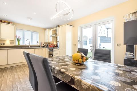18 Gedon Way, Bodmin, PL31 2FW