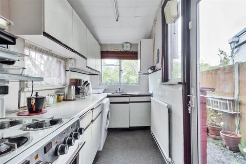 53 Meadow Way, Wembley, HA9 7LB