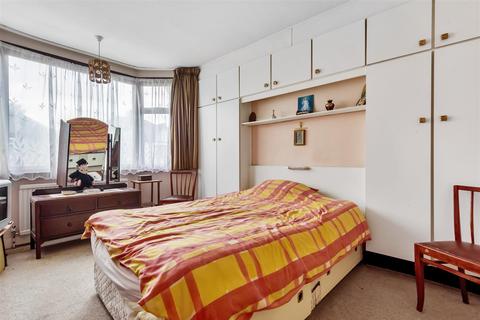 53 Meadow Way, Wembley, HA9 7LB