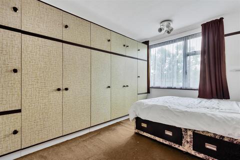 53 Meadow Way, Wembley, HA9 7LB