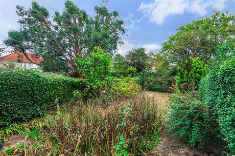 53 Meadow Way, Wembley, HA9 7LB