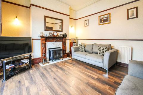 61 Avenue Parade, Accrington, BB5 6PN