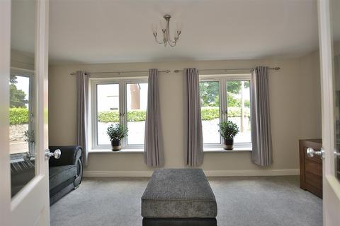 The Smithy, 2 Castle View, Palterton, Chesterfield, S44 6UQ