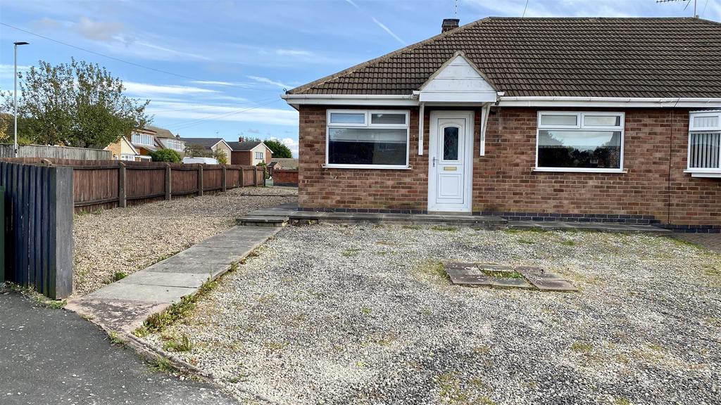 Oakdale Road, Earl Shilton, Leicester 2 bed semidetached bungalow £