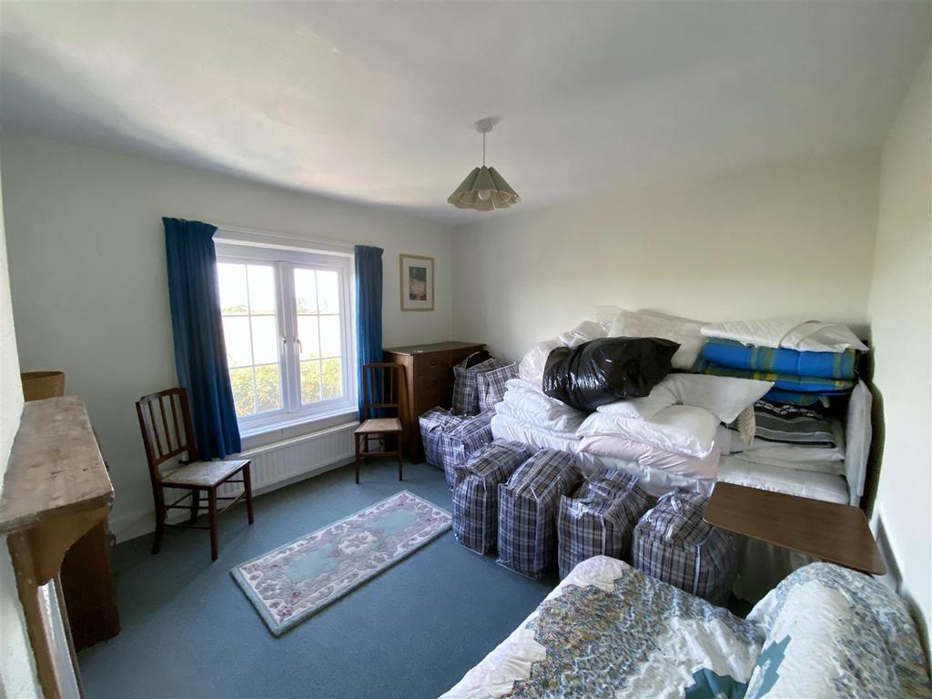 1 Flat House bed 2.jpg