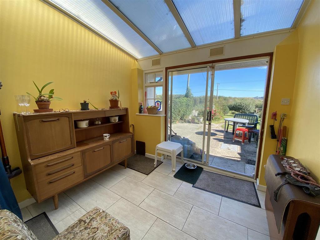 1 Flat House garden room.jpg
