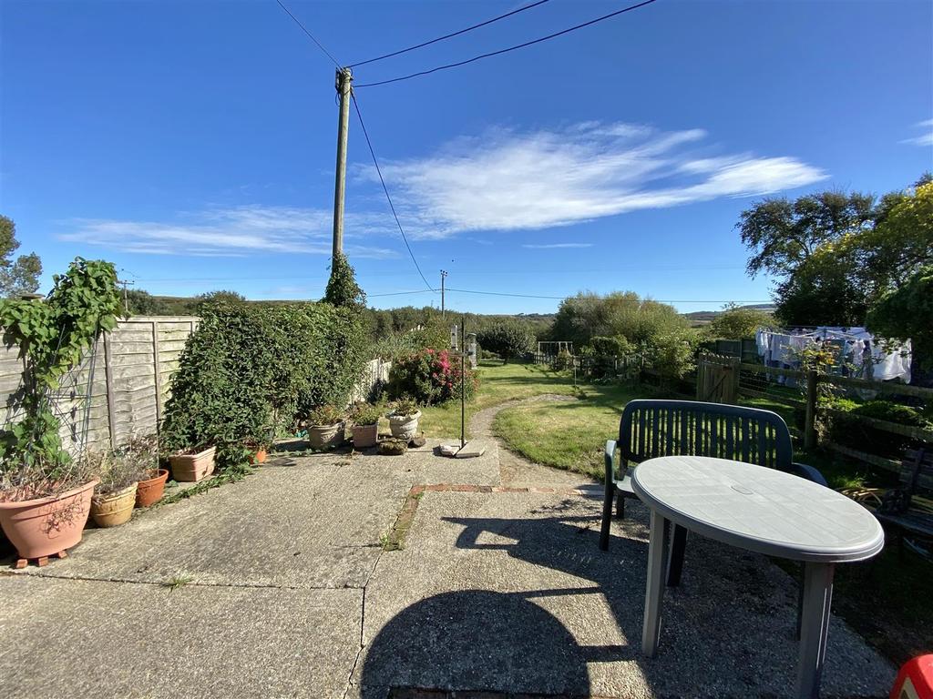 1 Flat House garden 2.jpg
