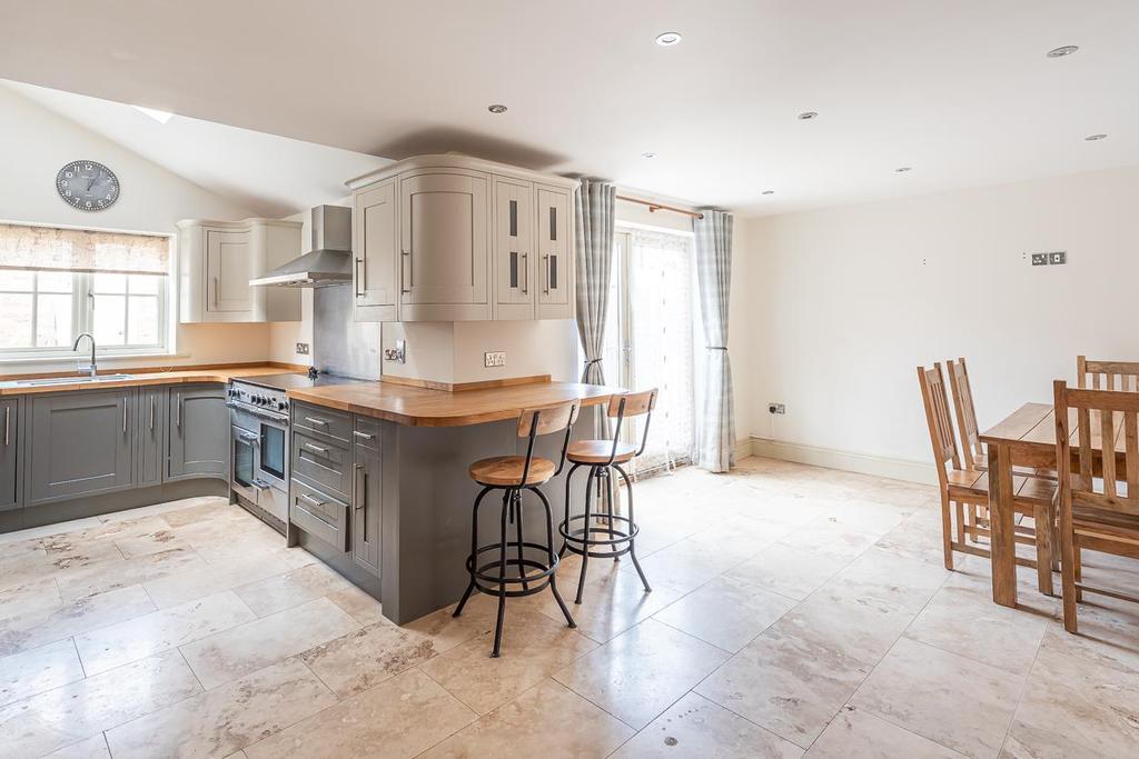 Open plan dining kitchen