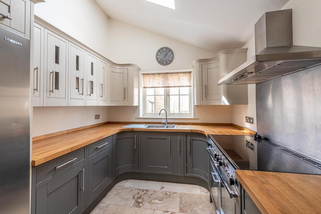 Open plan dining kitchen