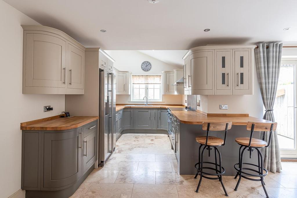 Open plan dining kitchen