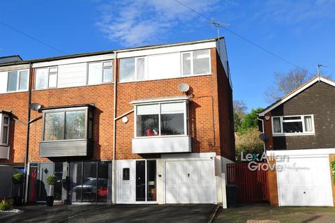 103 Blakedown Road, Halesowen, B63 4NR