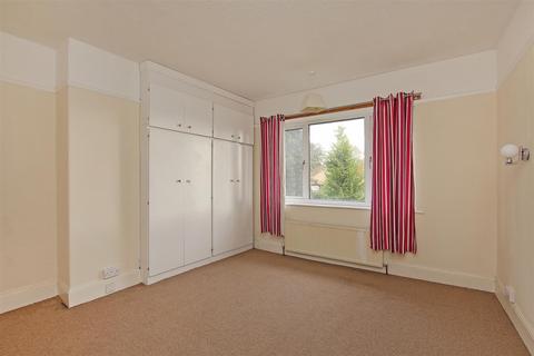 11 High Trees, Dore, Sheffield, S17 3GF
