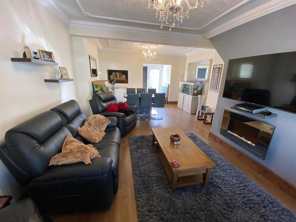 Westbury Street, Llanelli 2 bed terraced house £99,950