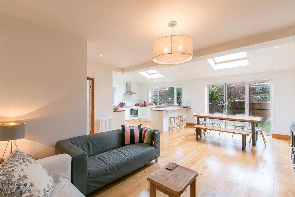 Beatty Avenue, Jesmond, Newcastle... 3 bed semidetached house £450,000