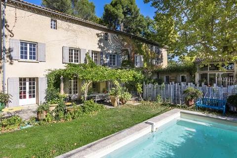 4 bedroom farm house, Sarrians, Vaucluse, Provence-Alpes-Côte d`Azur