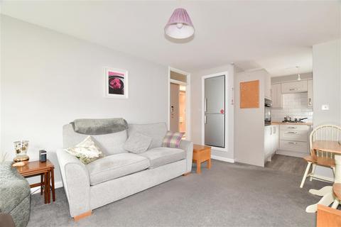 1 bedroom flat for sale - Croydon Road, Caterham, Surrey