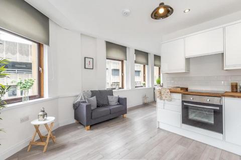 1 bedroom flat for sale - JAMES STREET APARTMENTS, Godwin Street, Bradford, West Yorkshire, BD1