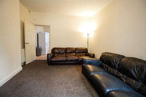 8 bedroom apartment to rent - Wellington Road, Manchester, Greater Manchester, M14
